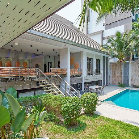Royale Grand Villa Pattaya Exteriör bild