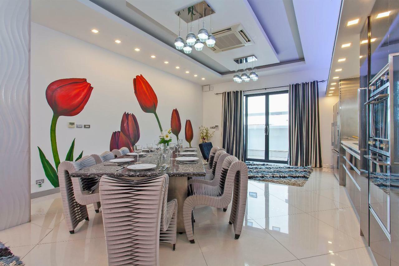 Royale Grand Villa Pattaya Exteriör bild