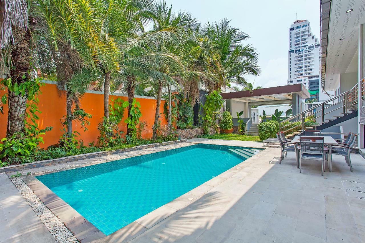 Royale Grand Villa Pattaya Exteriör bild